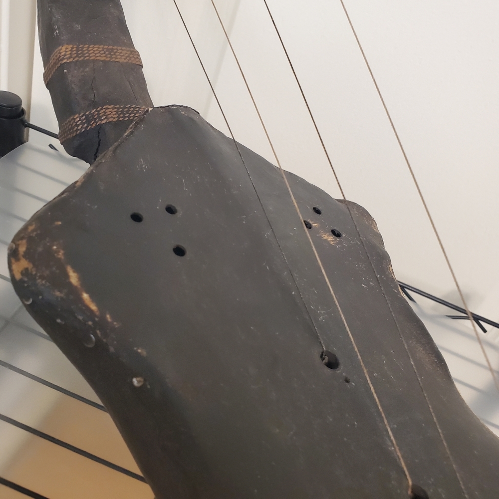 Handcrafted African Harp String Instrument - Picture 12 of 15